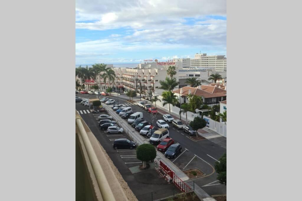 Comfortable Apartment In The Heart Of Las Americas Playa de las Americas  Luaran gambar